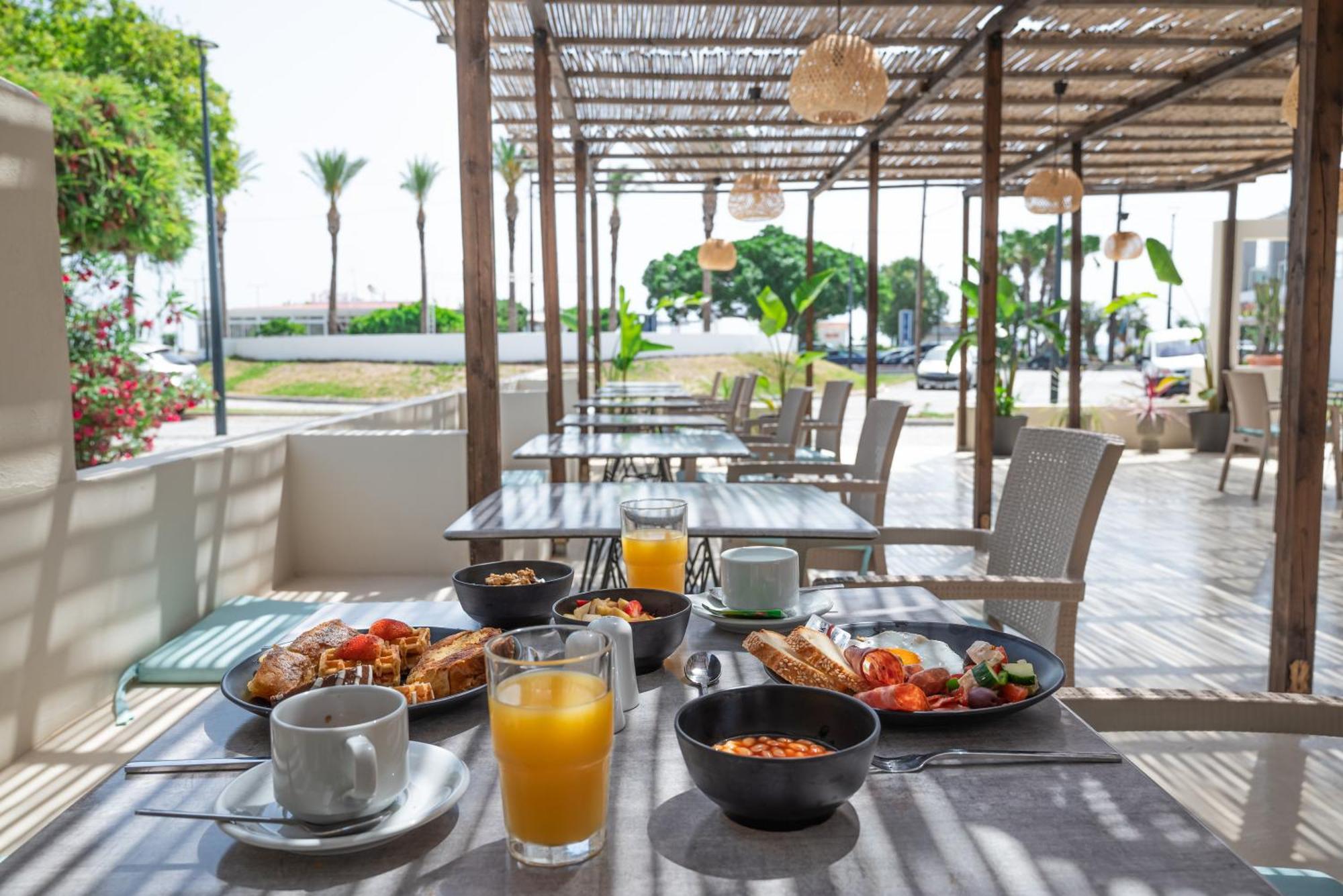 Atma Beach Rooms & Suites Faliraki Exterior foto